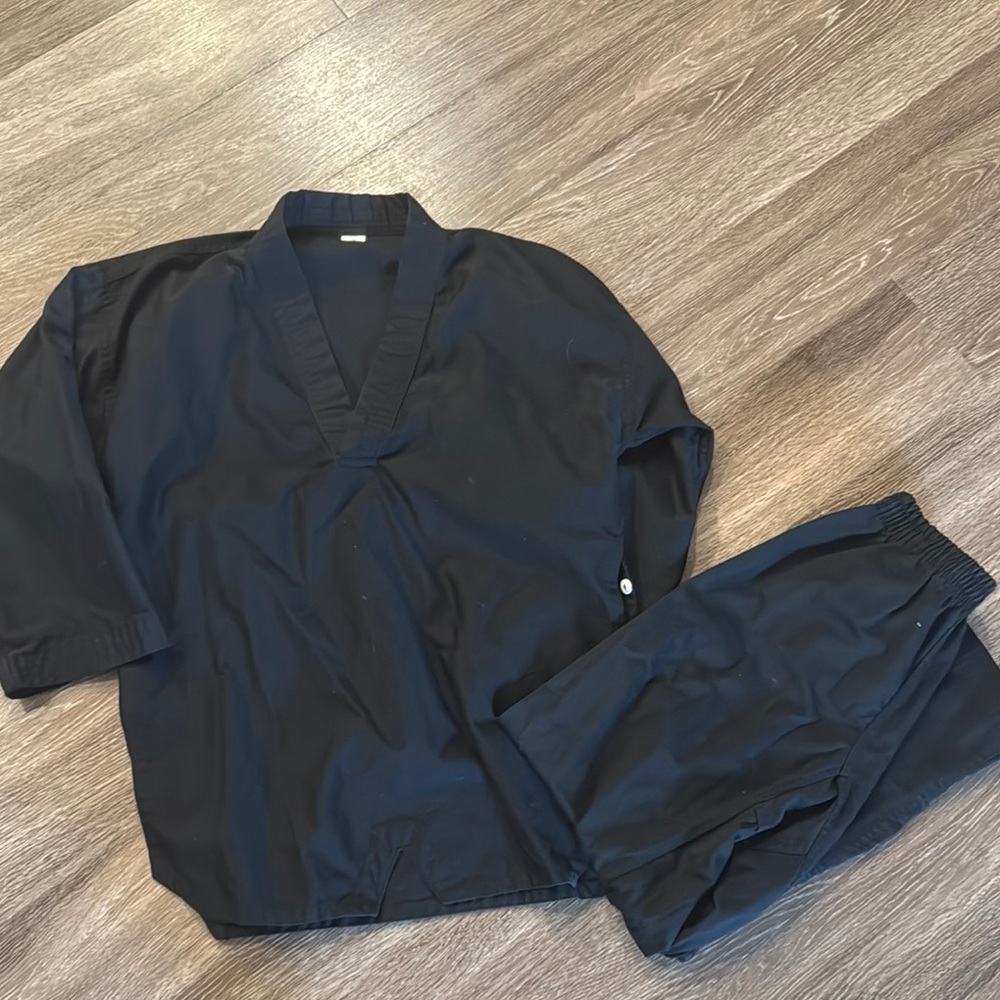 Unisex Black Martial Arts Shirt and pants
